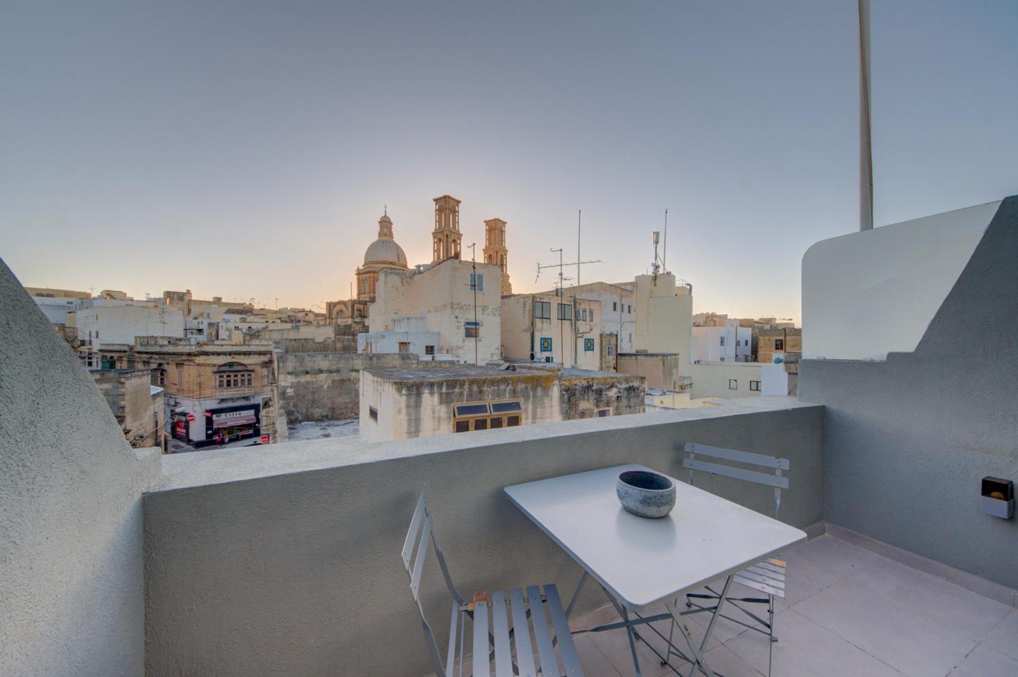 Cosy Penthouse In Hamrun - Walking Distance To Valletta מראה חיצוני תמונה